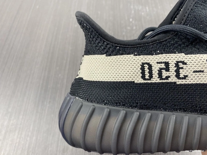 Black Yeezy Adidas V2 350 Core White Boost BY1604 0730